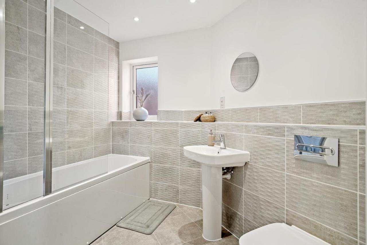 Luxury Apartment At Holt House Milton Keynes Zewnętrze zdjęcie