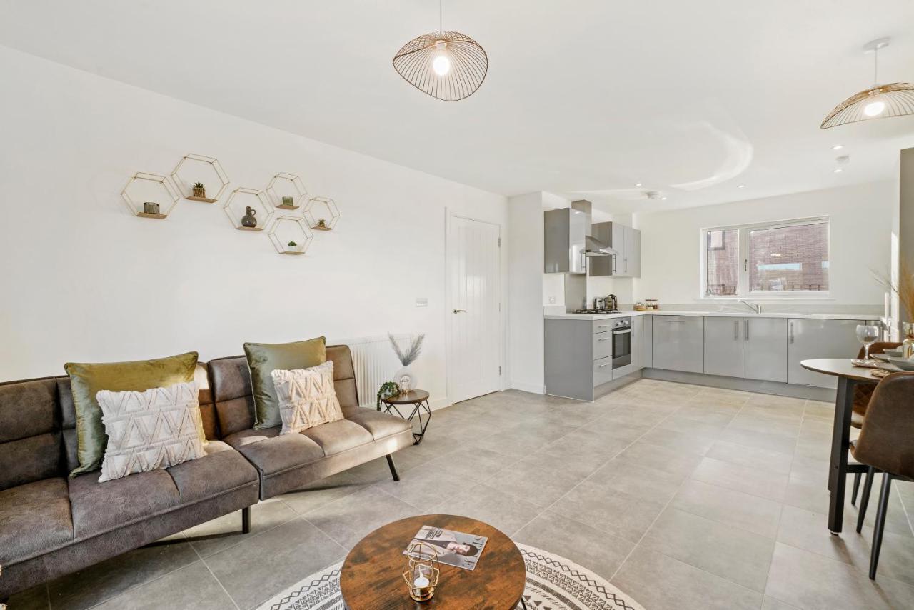 Luxury Apartment At Holt House Milton Keynes Zewnętrze zdjęcie